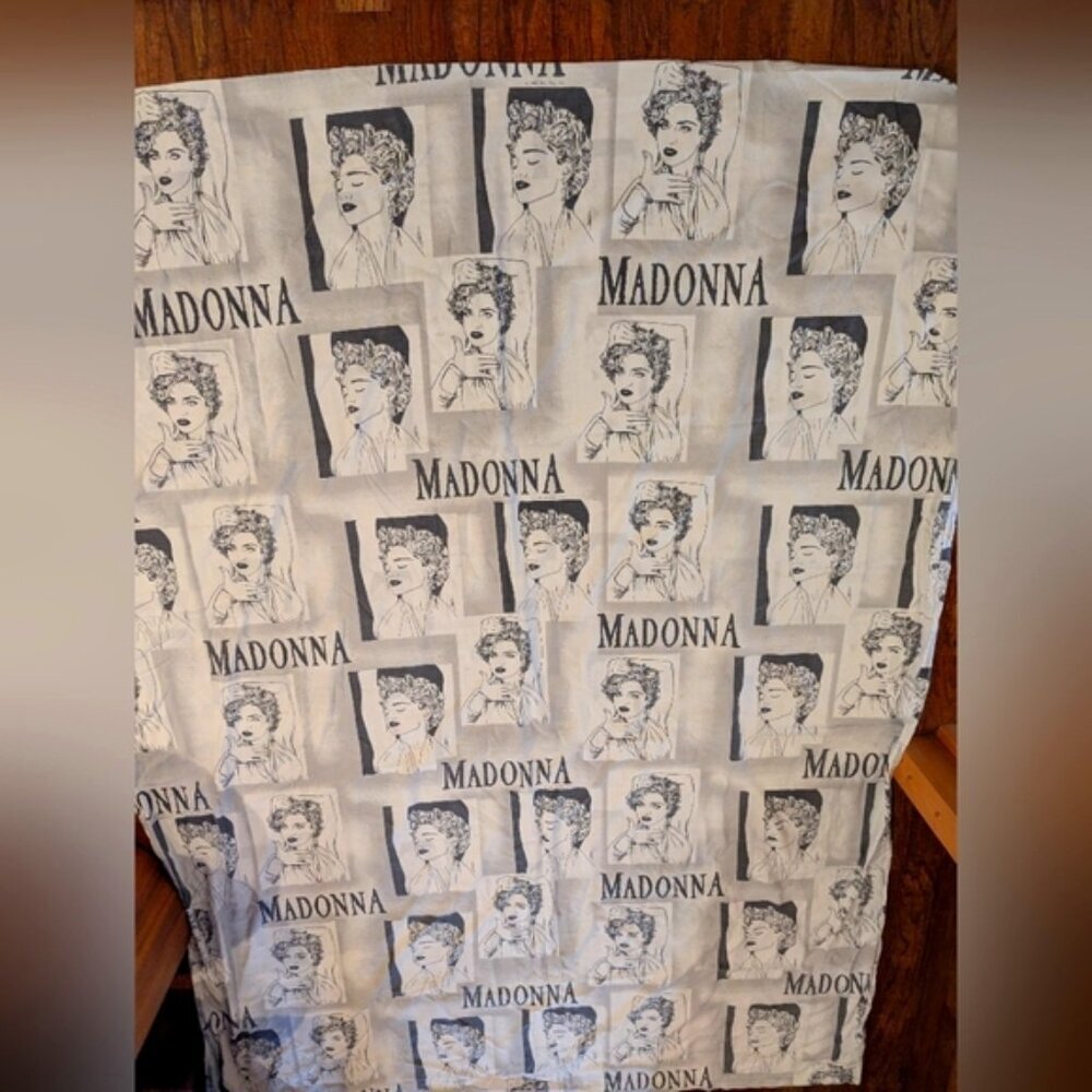 Vintage 90s icon fan club Madonna Vogue Twin duvet cover & Sheet